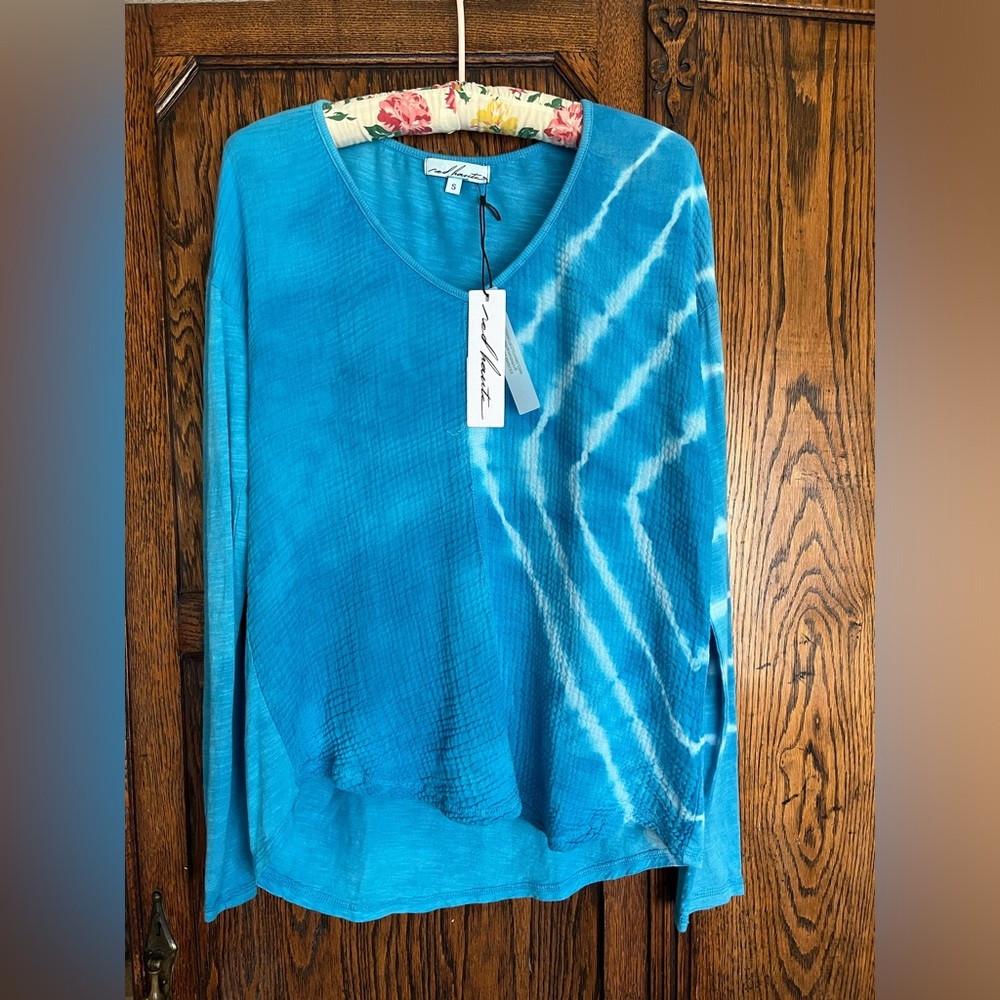 Red Haute NWT long sleeve shirt small